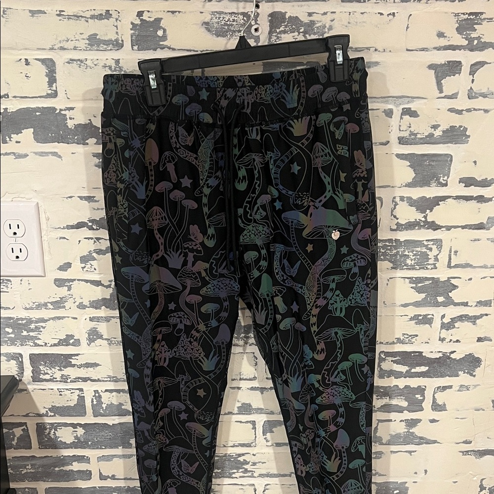 Reflective Mushroom Patterned Jacket and Pants Set - Picture 6 of 7